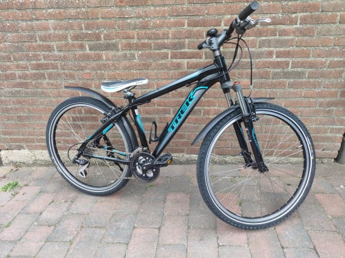 Trek Skye SL 26 inch mountainbike 24 versnellingen verende voorvork