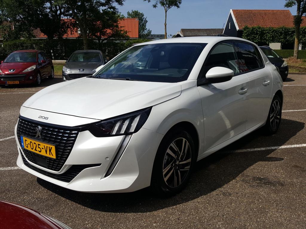 Peugeot 208 allure 1.2 pt-100pk navigatie | 3d-cockpit | apple carplay&andr
