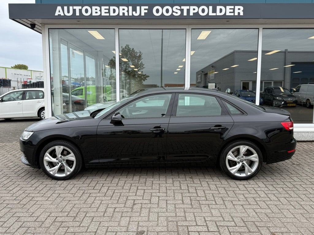 Audi A4 limousine 1.4 tfsi