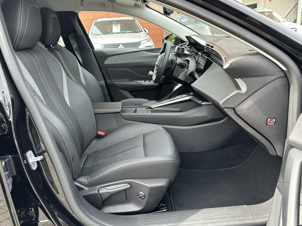 Peugeot 308 sw 1.6 plug-in hybrid 180 allure automaat