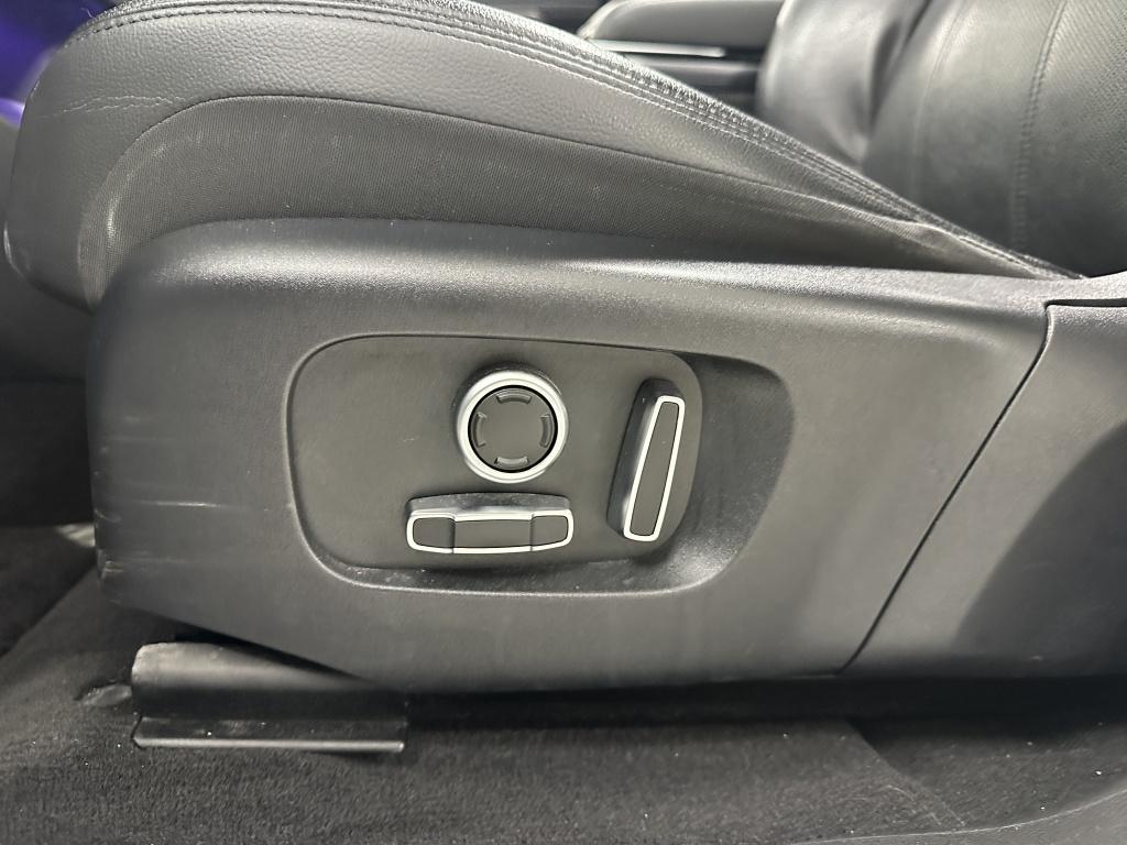 Land Rover Range Rover 1.5 p300e awd nolita ed. | panoramadak | meridian |