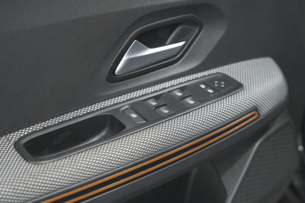 Dacia Sandero Stepway tce 100 bi-fuel comfort | camera | apple carplay | na