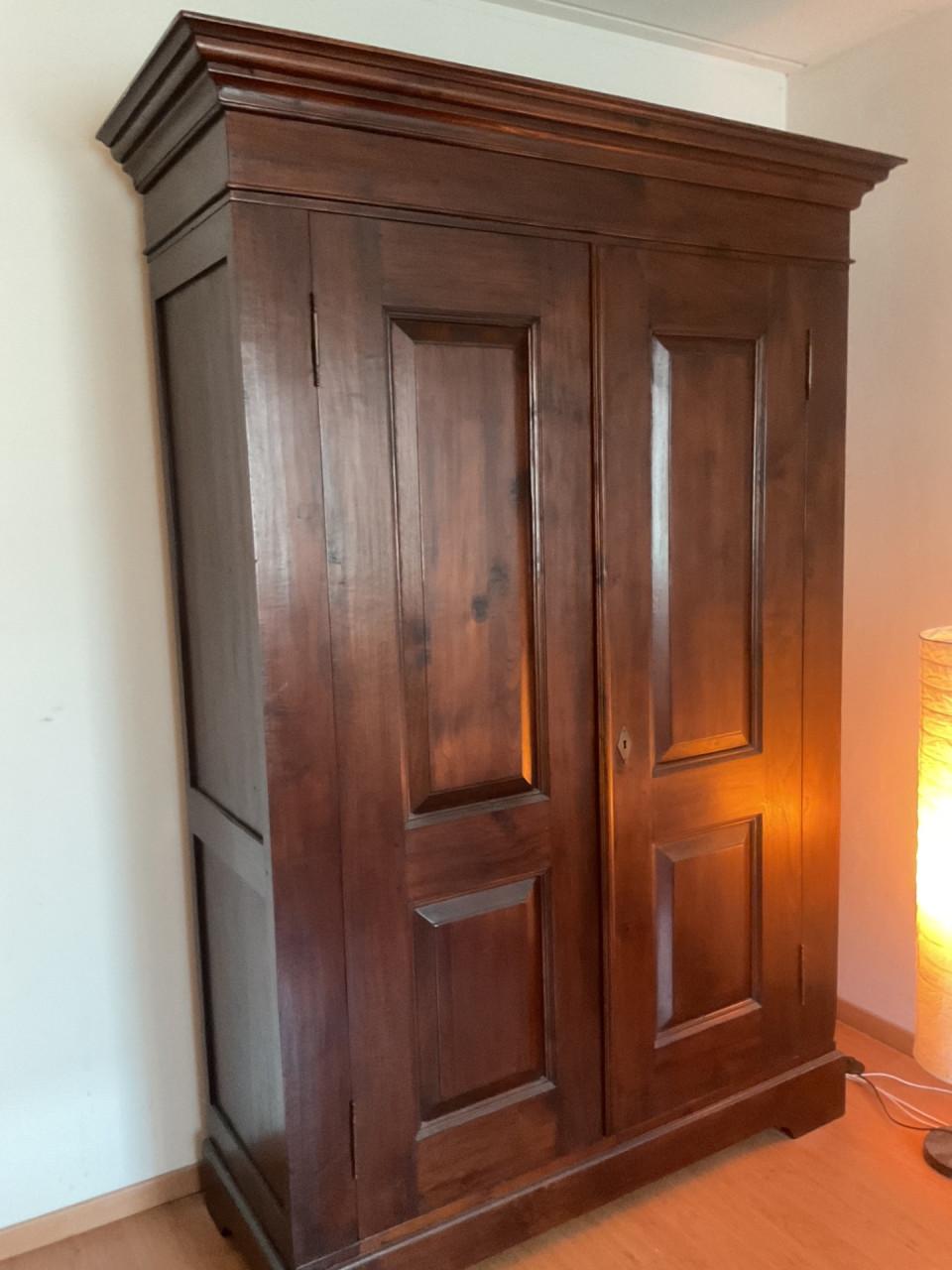 Massieve Teakhouten kast gekocht bij Frederik Interieurs