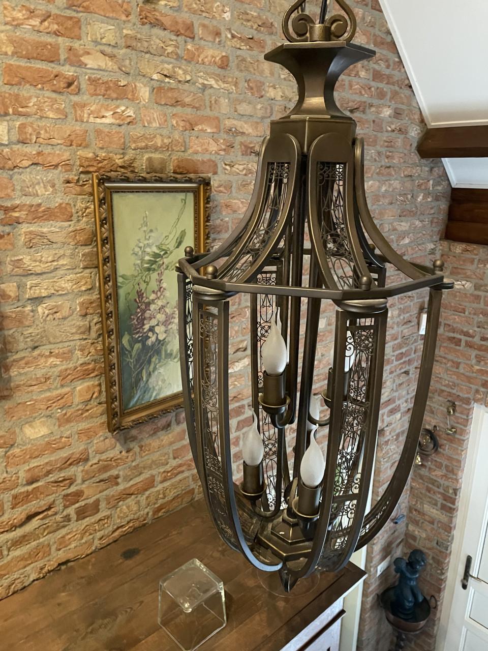 Mooie hanglamp voor in een kasteel of landhuis