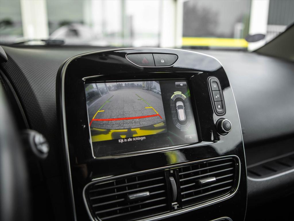 Renault Clio estate 1.2 tce 120pk intens | camera | stoelverwarming | navig