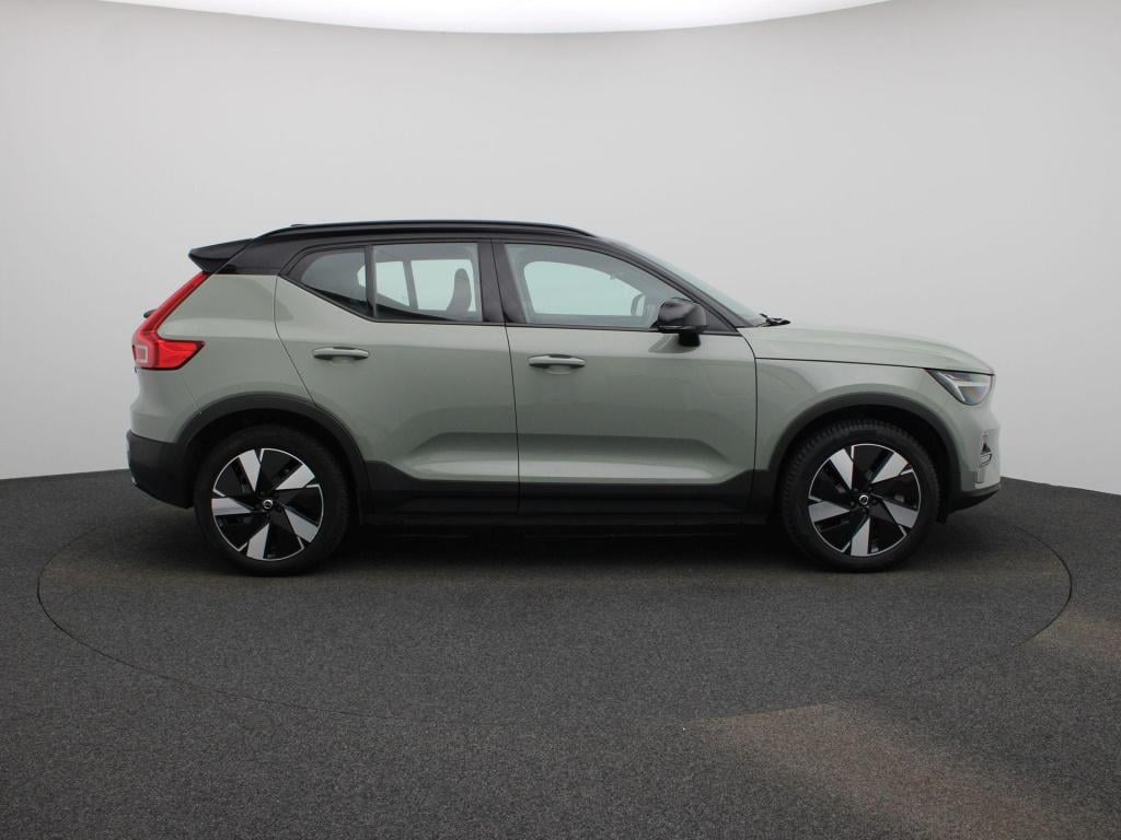 Volvo XC40 single motor extened range core 82 kwh | automaat | apple carpla
