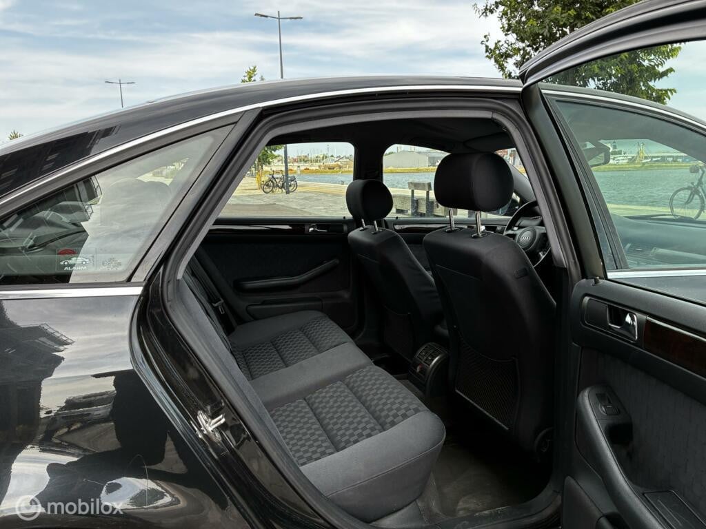 Audi A6 Limousine 2.4 V6 Advance Youngtimer Clima km276.766Nap Xenon BJ2000