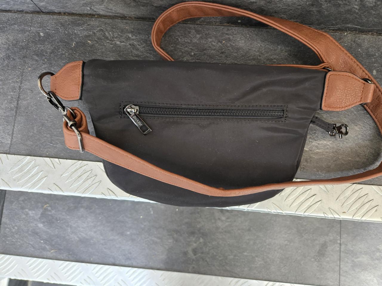 Charm London Buckingham Heuptas