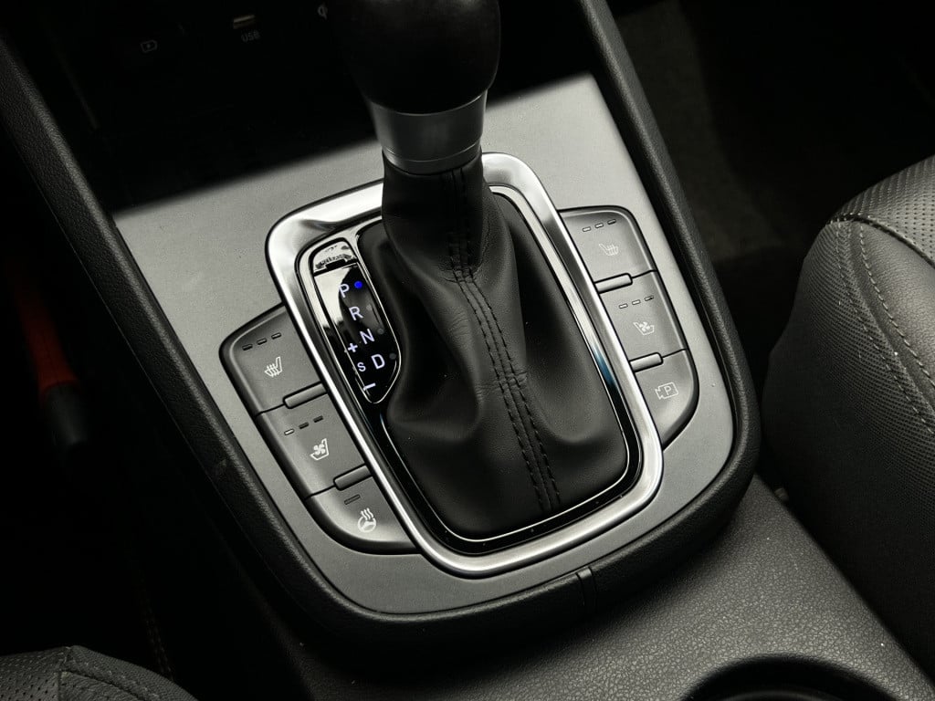 Hyundai Kona 1.6 gdi hev premium