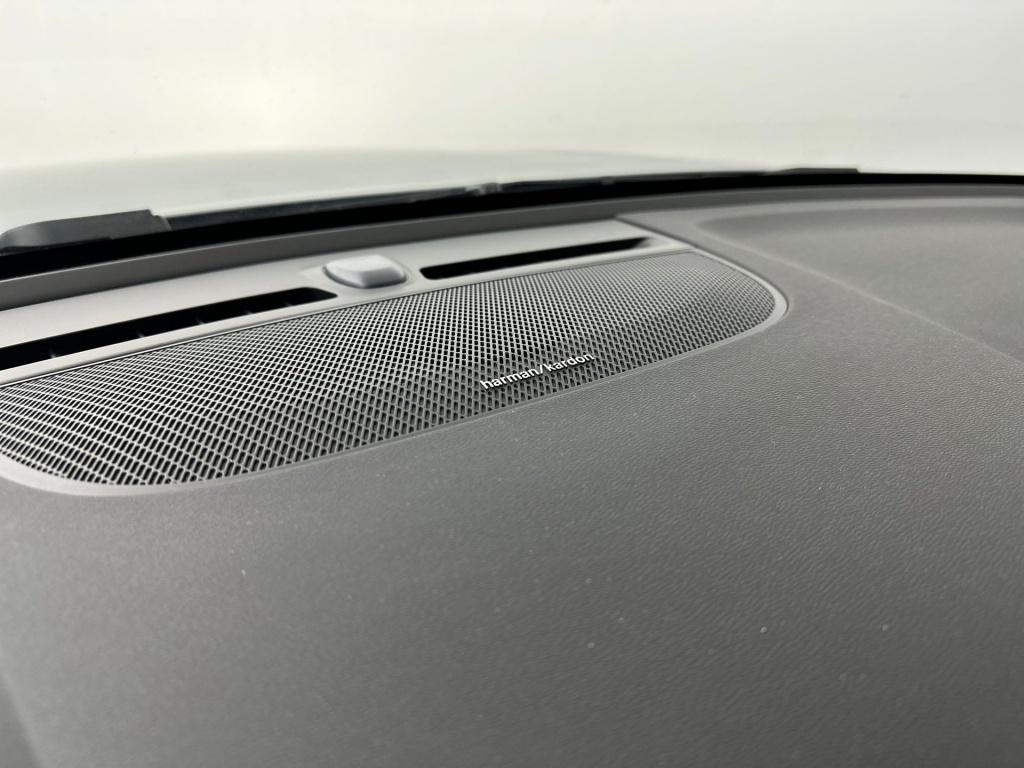 Volvo Ex40 extended ultra black edition europa
