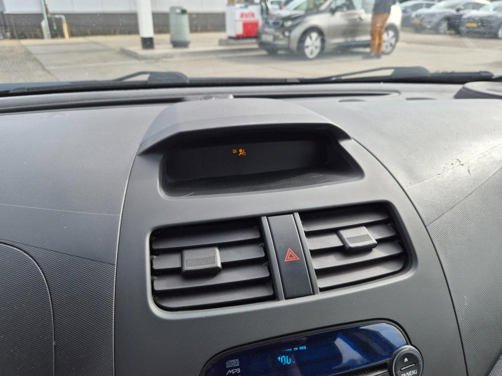 Chevrolet Spark 1.0 16v le airco
