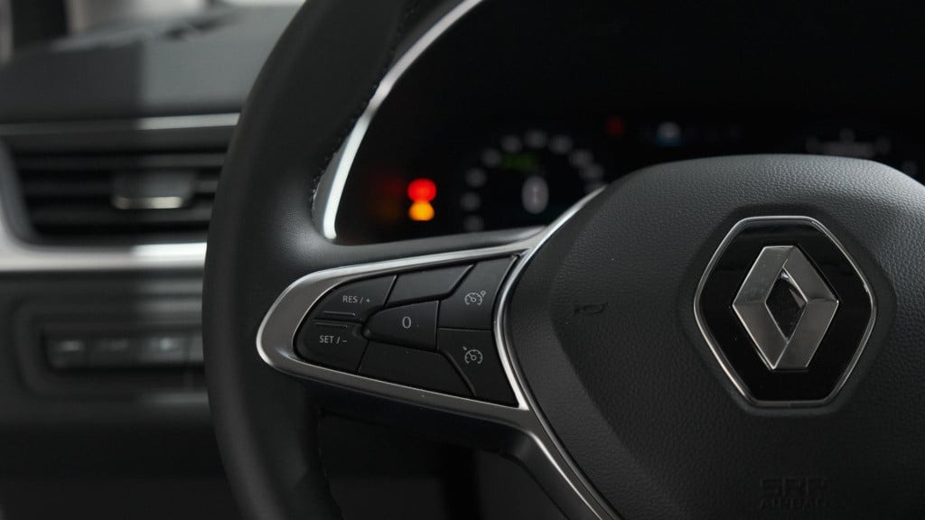 Renault Captur mild hybrid 140 edc techno | 360 camera | 9.3 inch grootsche
