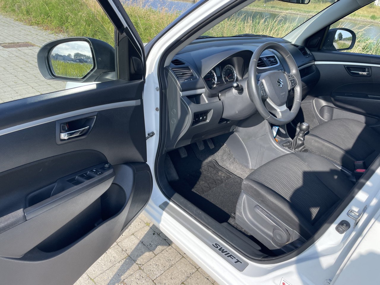 Suzuki Swift 1.2 colorline easss 5 deurs
