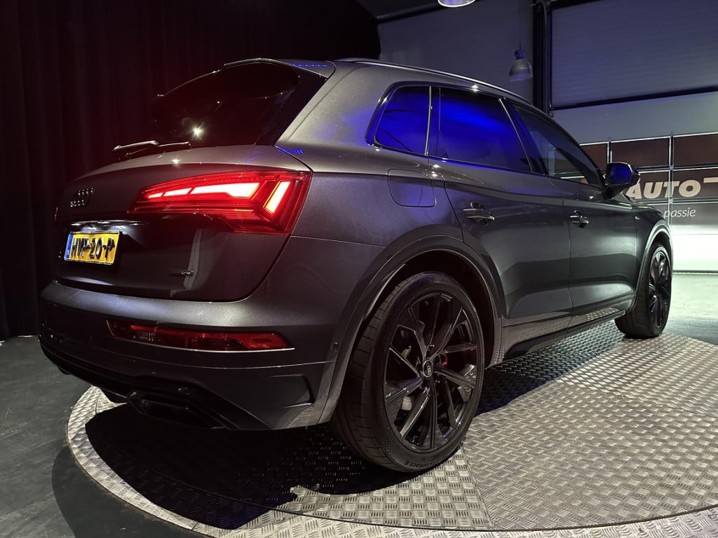 Audi Q5 55 tfsi e quattro competition *luchtvering*hud*pano*b&o*