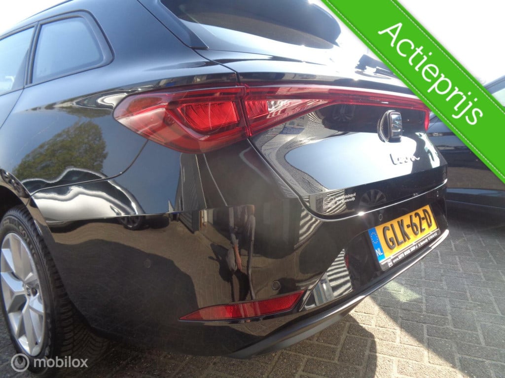Seat Leon Sportstourer 1.5 tsi 130pk style edition/led/pdc/airco/carplay/lm