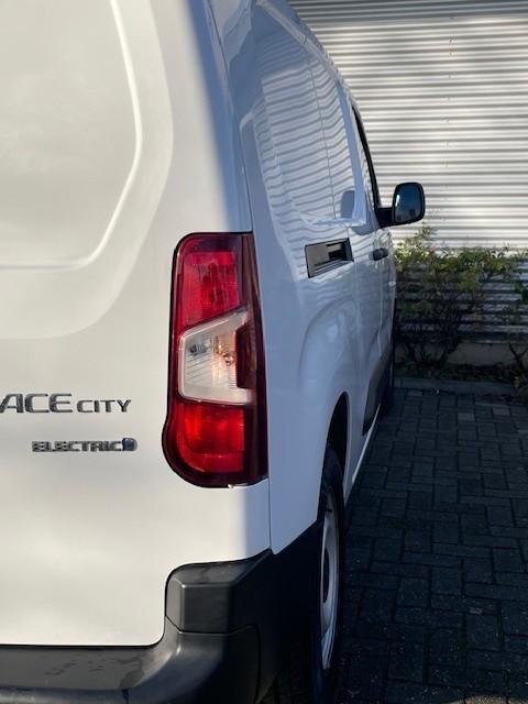 Toyota Proace city electric live long 50 kwh