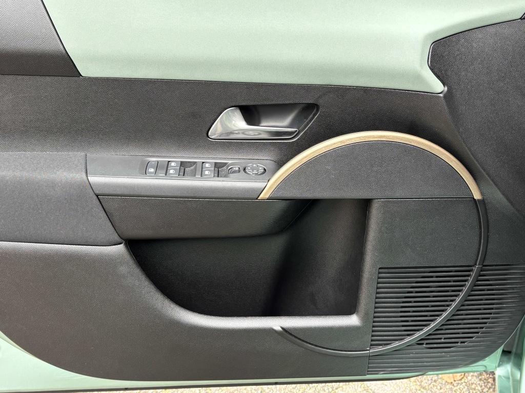 Lancia Y(psilon) 1.2 turbo hybrid 100pk edct6 lx camera| digital dash.|dode