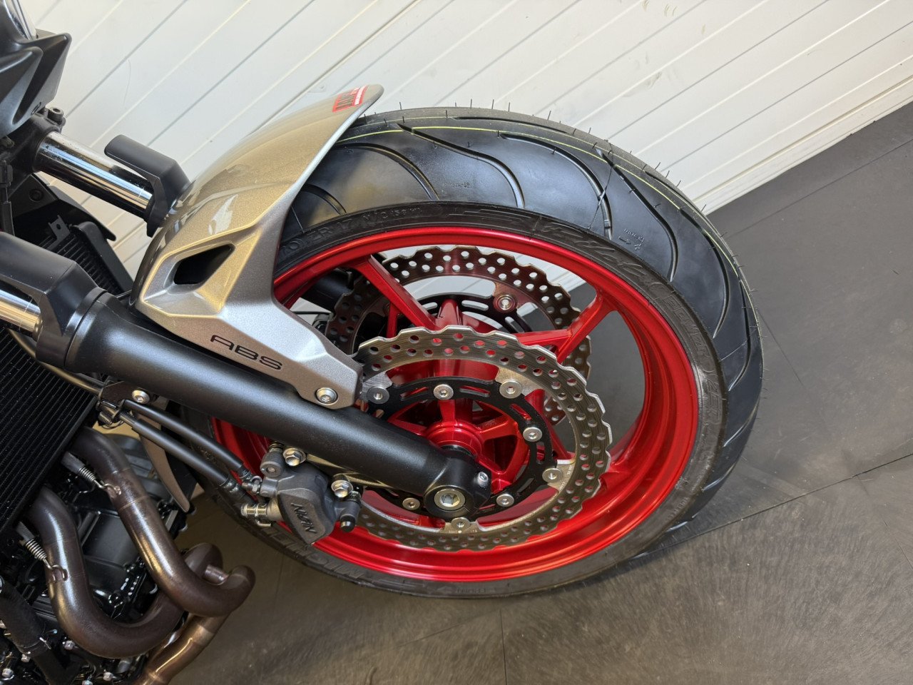 Zeer nette en jonge Kawasaki Z650 incl. beurt en garantie!