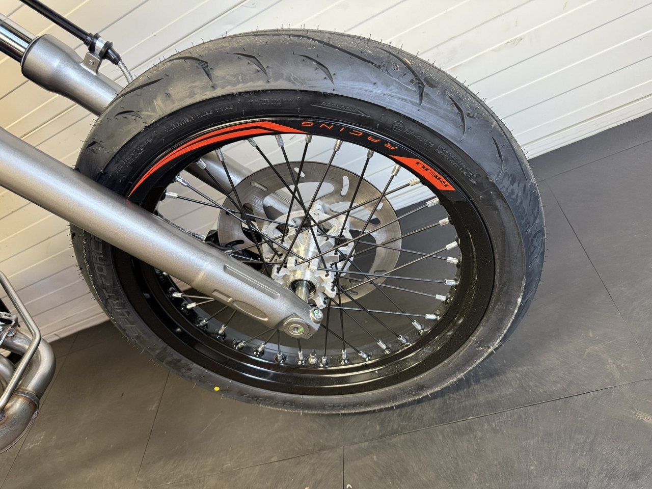 Rieju MRT 50 Grey E5+ het aller nieuwste model nu op voorraad!