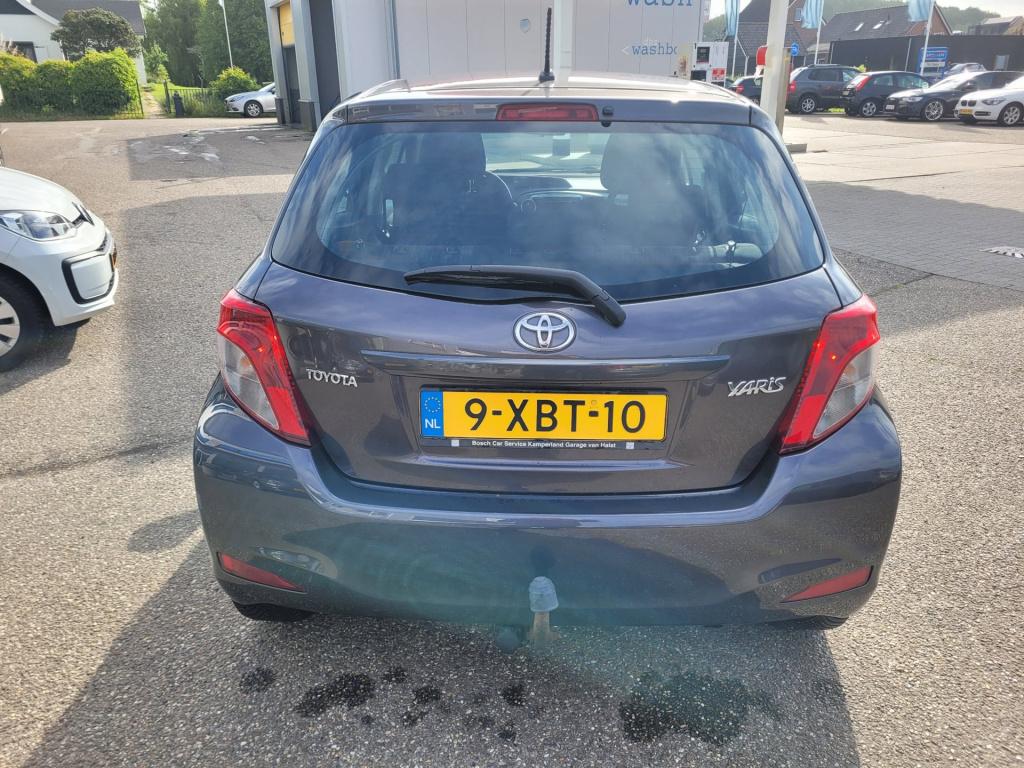 Toyota Yaris 1.3 vvt-i now
