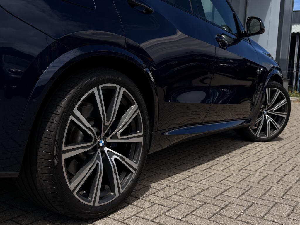BMW X5 xdrive45e m-sport individual | acc | h/k | skylounge | stoelverwarmi