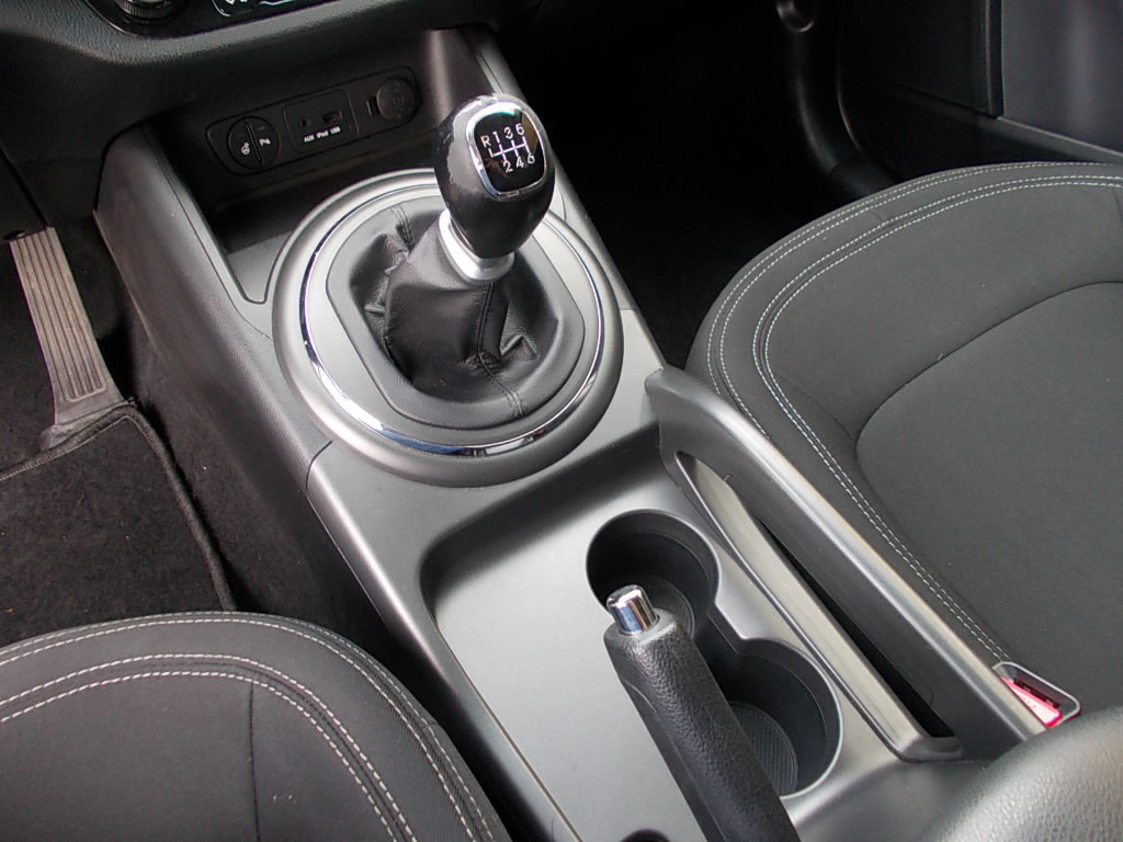 Kia Sportage 1.6 gdi airco clim. camera + nav. cruise con.