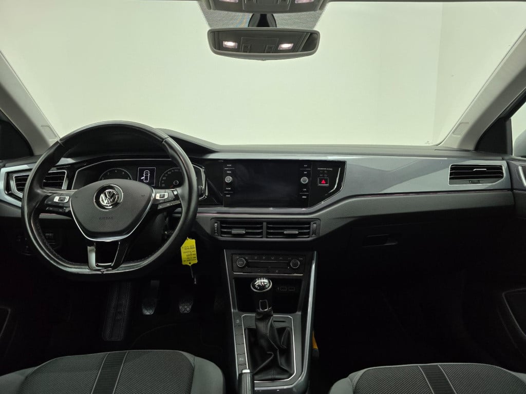 Volkswagen Polo occasion 1.0 tsi highline met carplay radio en trekhaak | t