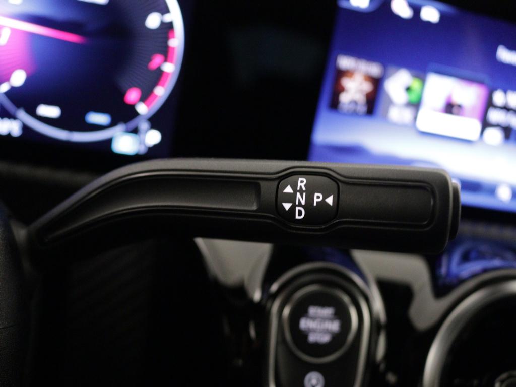 Mercedes-Benz Cla 180 star edition | dodehoekassistent | parkeerpakket met