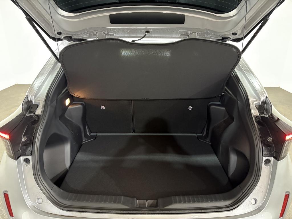 Toyota Yaris Cross 1.5 hybrid 115 first edition | bsm | pdc | stoelverw. |