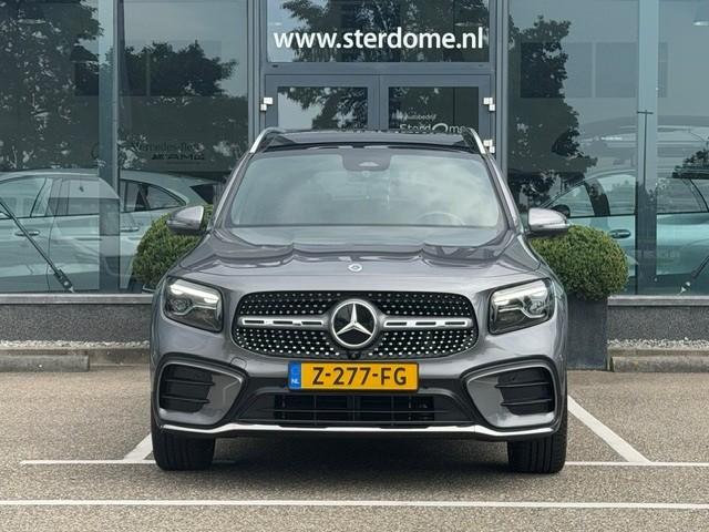 Mercedes-Benz Glb 200 amg line premium plus l panoramadak l mbux l multibea