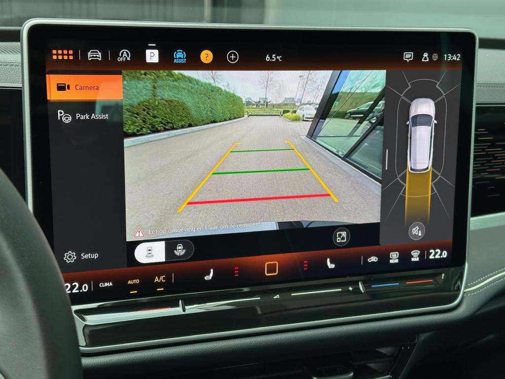 Volkswagen Passat variant 1.5 etsi 150pk elegance | alcantara | head up | c