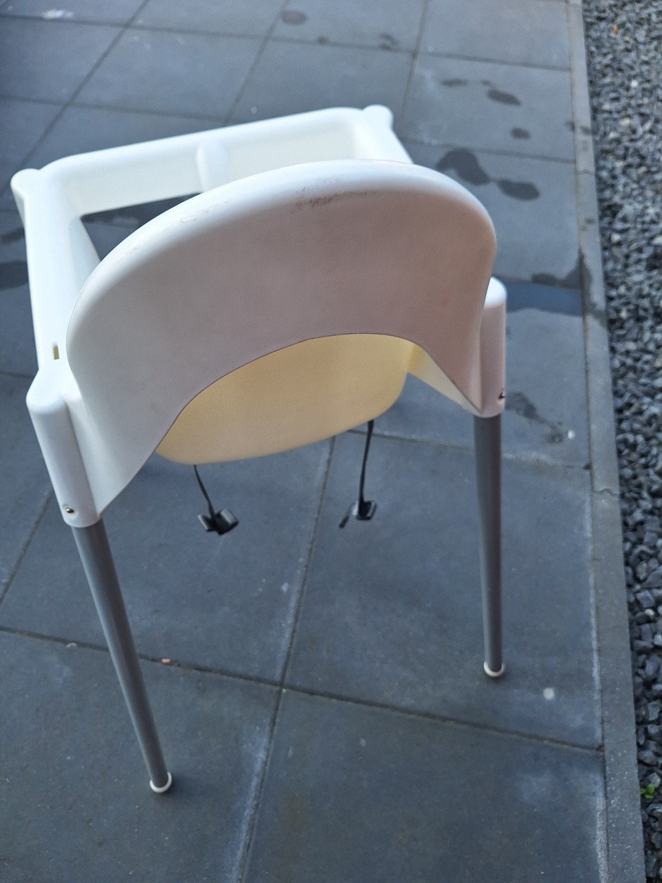 Kinderstoel, ikea wit, in goede staat