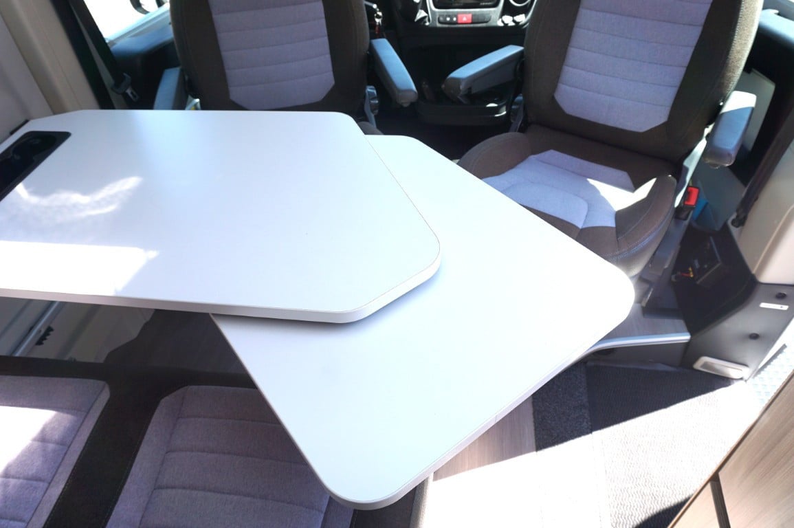 Adria Twin 600 SPX Plus 10-2020 in zeer goede staat met 39.000km