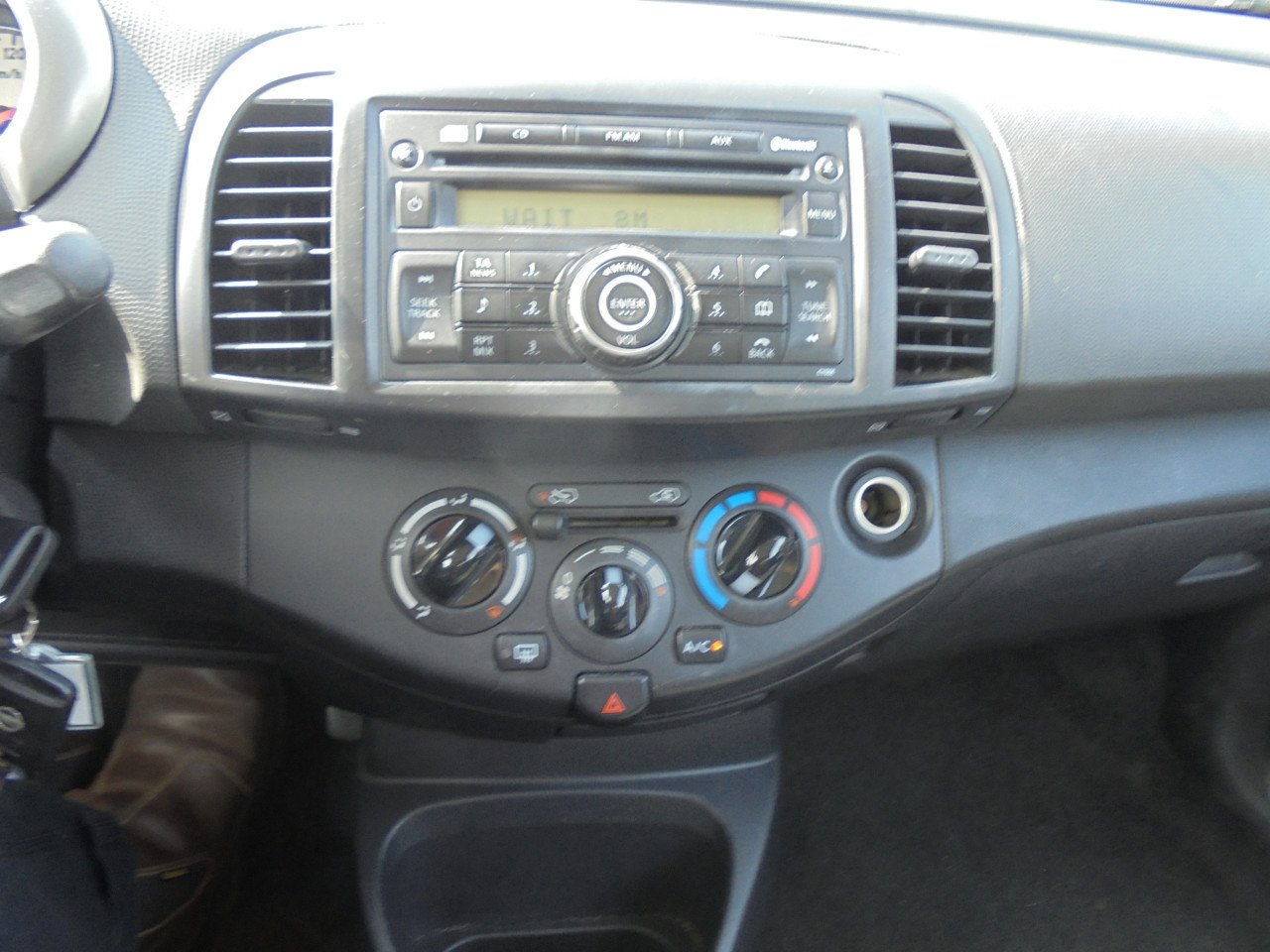Nissan Micra 1.2 TWEEDE EIGENAAR  202.096 Km met N.A.P nieuwe Apk Bij Afl.