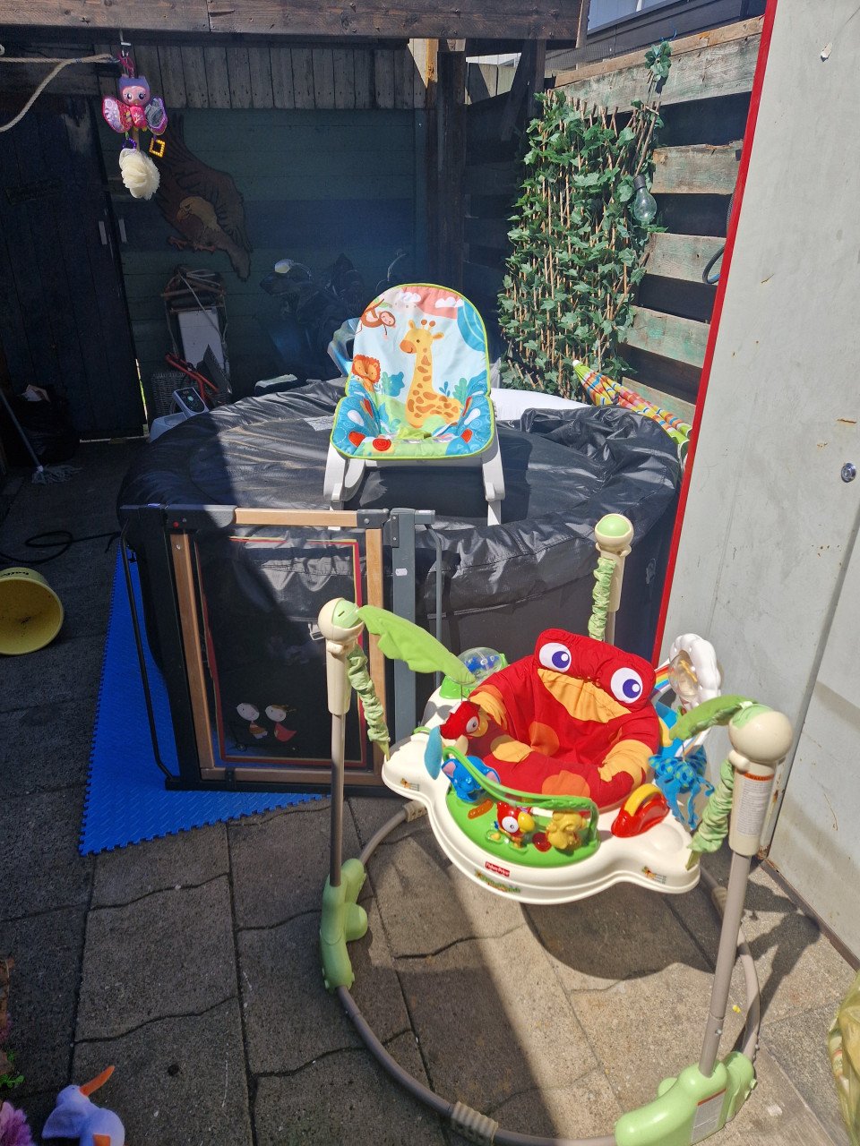 Baby jumper en wippertje met geluid en trilfunctie