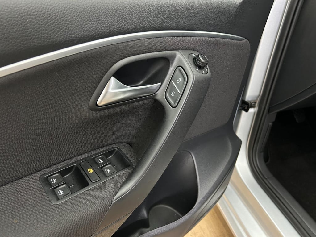 Volkswagen Polo occasion 1.2 tsi comfortline | grijs | airco | tweedehands 