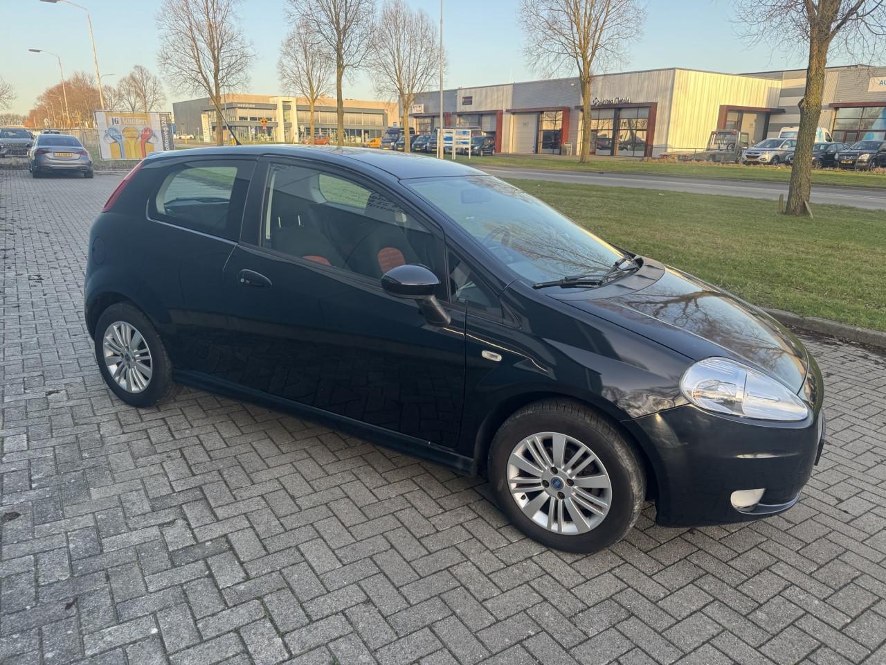 Te Koop Leuke FIat Grande Punto 1.4 16v 2006