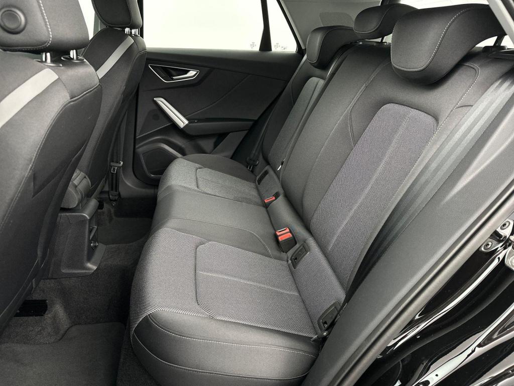 Audi Q2 advanced edition (a01 pi) 35 tfsi 110 kw / 150 pk