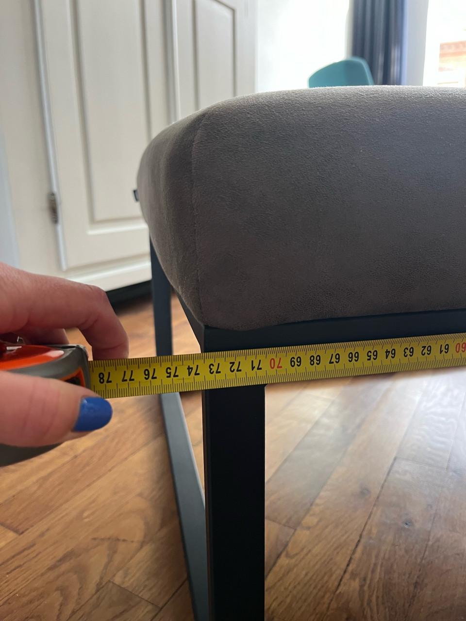 Poef - voetenbank suede grijs