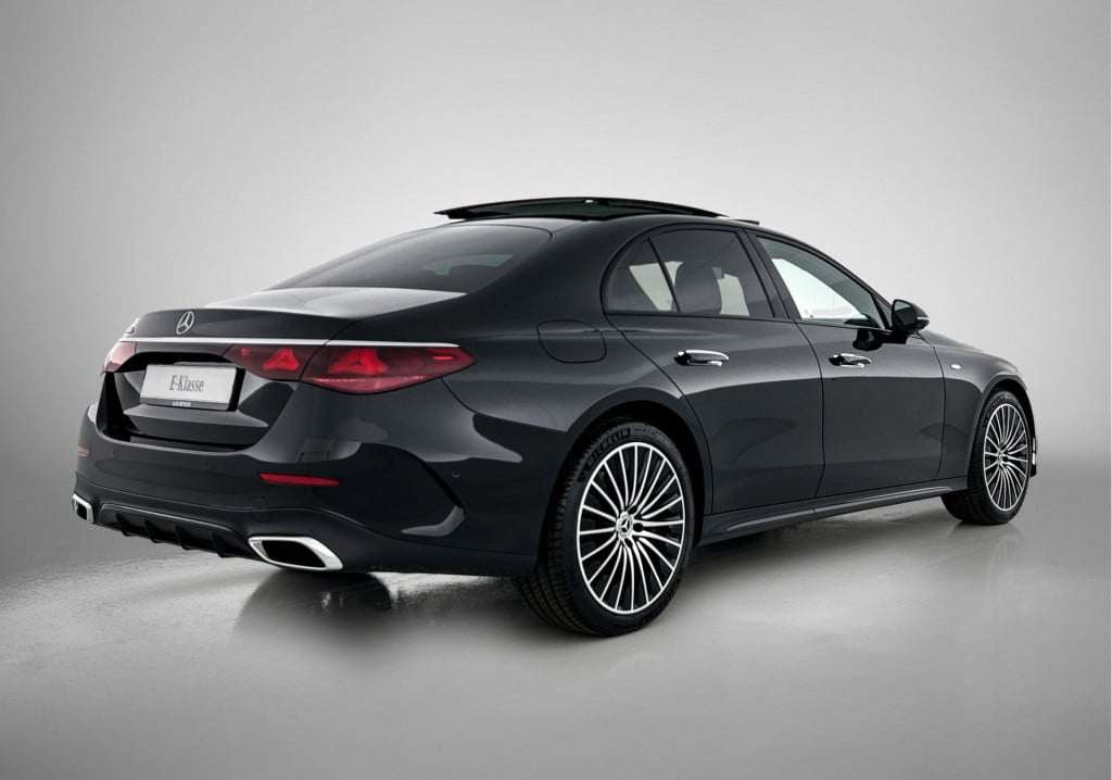 Mercedes-Benz E-Klasse 300 e sport edition | parkeerpakket met 360°-camera 