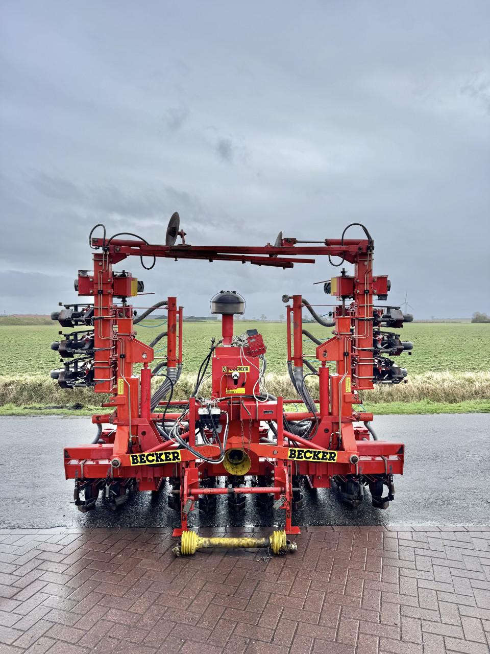 Pneumatische Becker Uienzaaimachine 3 x 1,5m