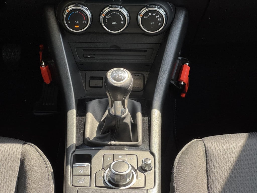 Mazda Cx-3 2.0 skyactiv-g 120 sport selected | navigatie | stoelverwarming 