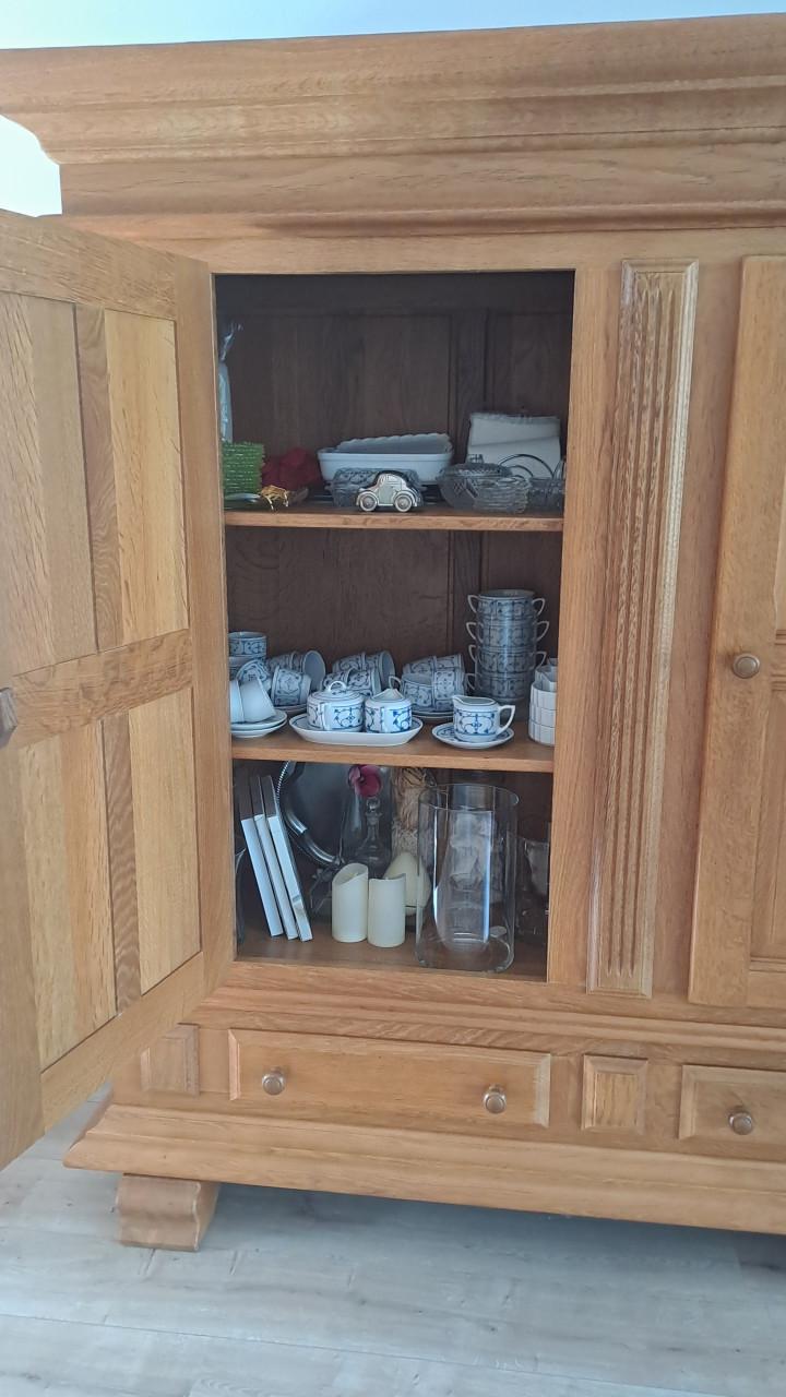 Mooie eikenhouten kast