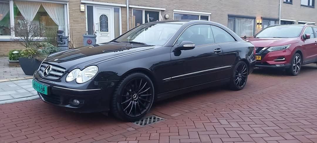 Zeer mooie Mercedes CLK 220 Cdi Coupe