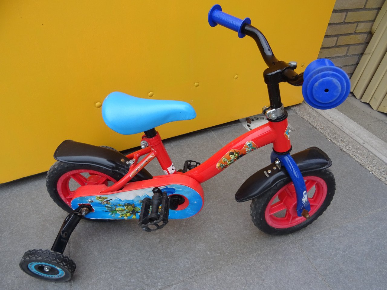 Kinderfietsje 10 inch Paw Patrol met zijwieltjes (Gereserveerd)
