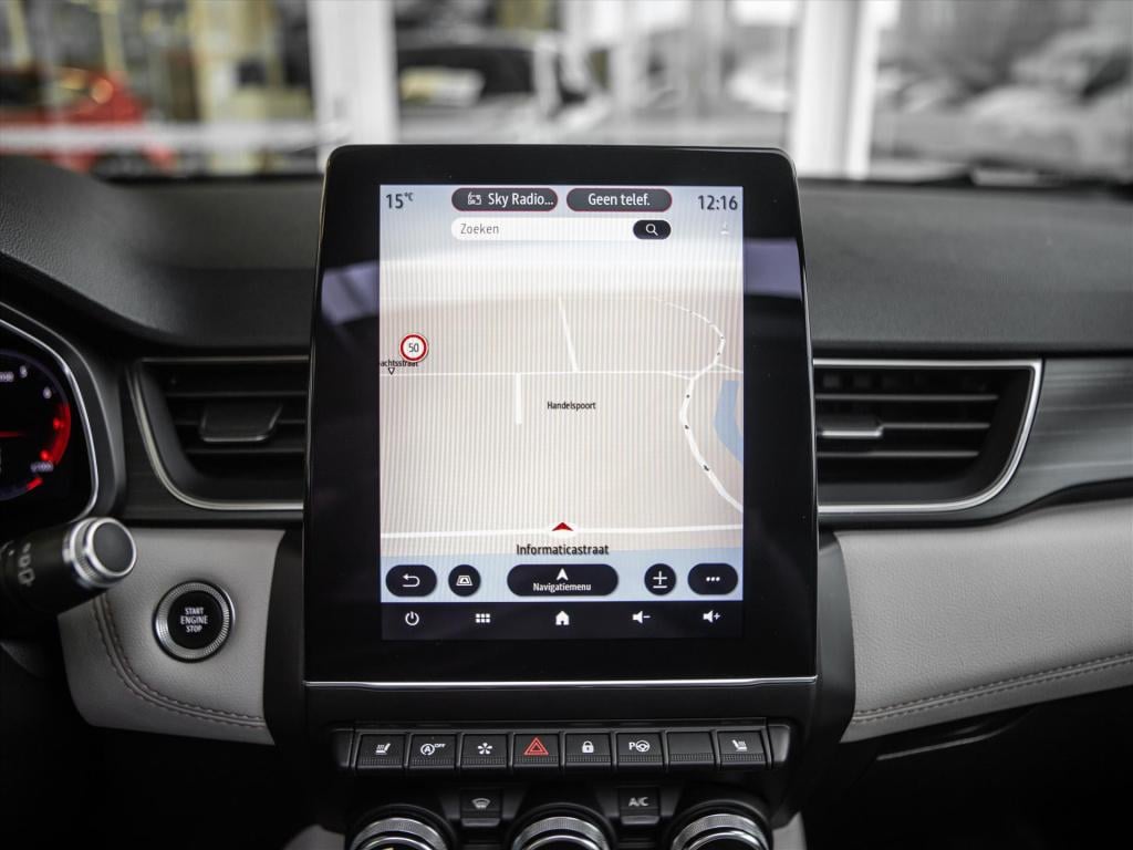 Renault Captur tce 155pk initiale paris automaat | bose | leder | panoramad