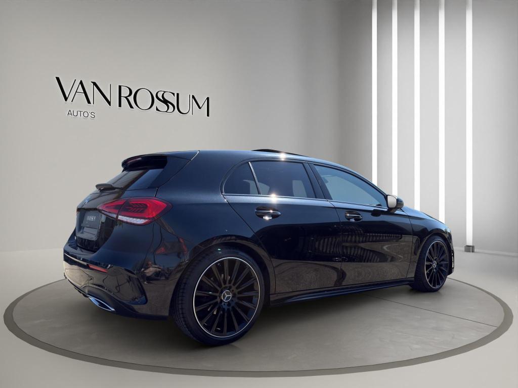 Mercedes-Benz A-Klasse 180 business solution amg pano | stoelverwarming | 1