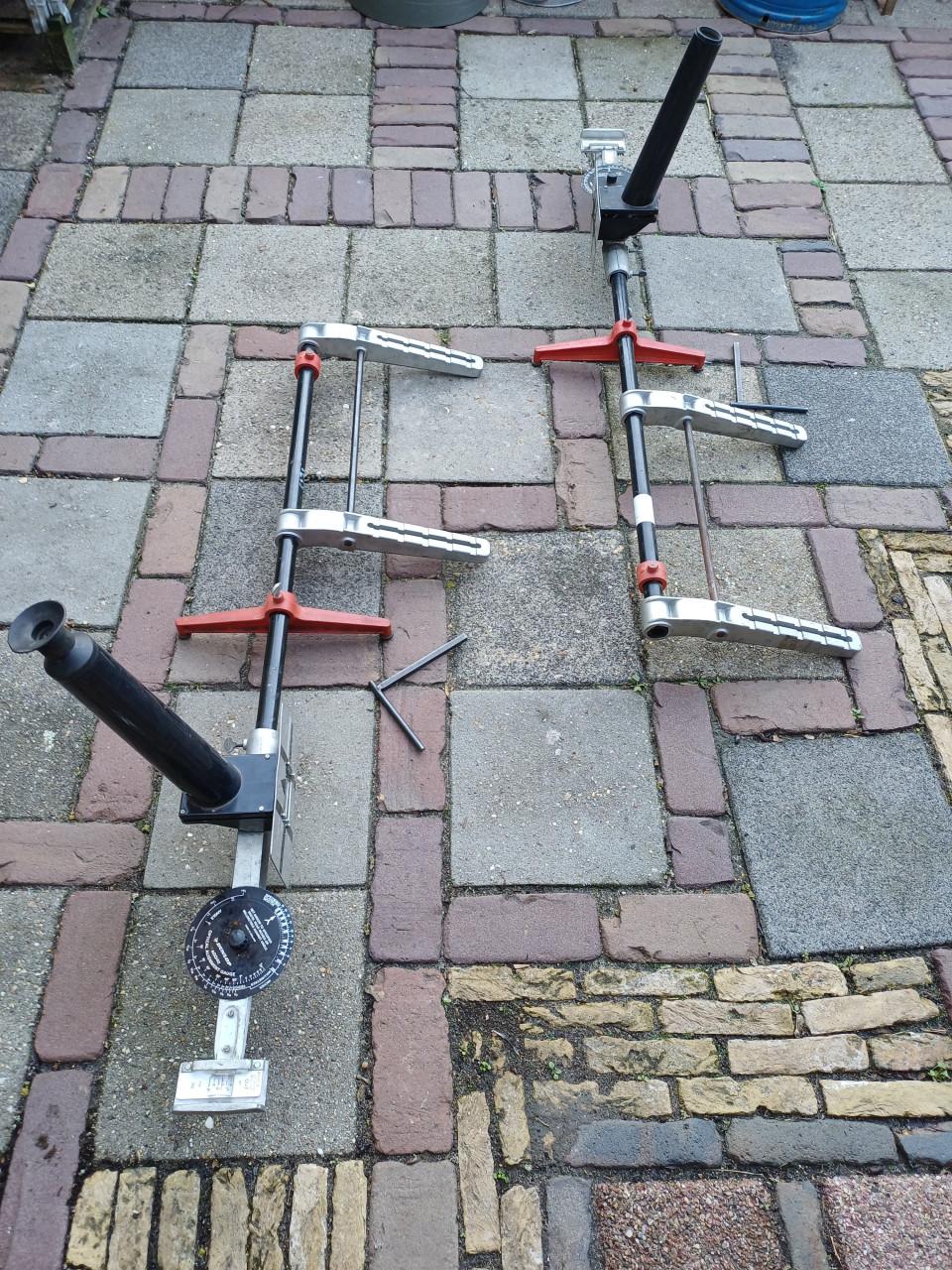 Apparatuur om wielen uit te lijnen