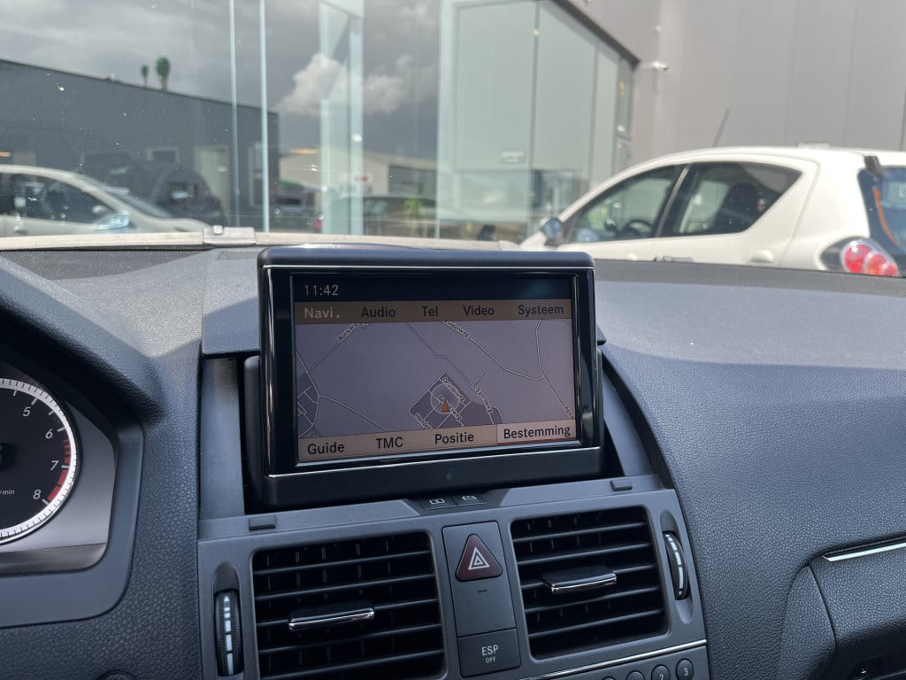 Mercedes-Benz C-Klasse 250 cgi blueefficiency avantgarde