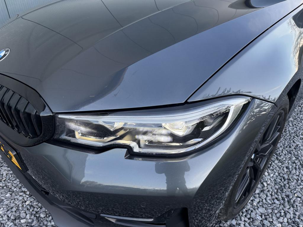 BMW 3-serie touring 330i automaat x-drive high executive